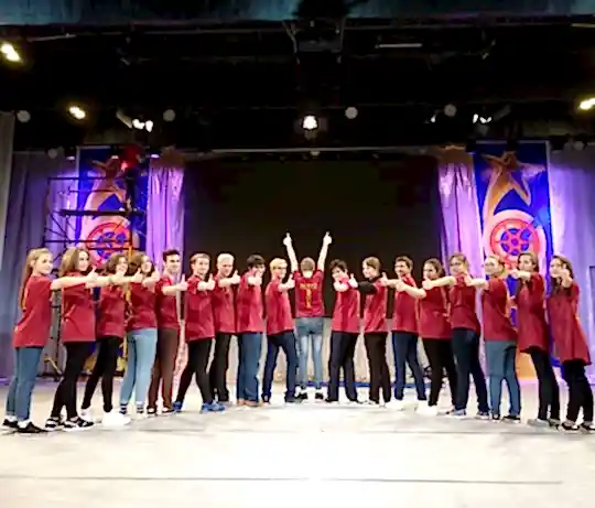 Футболки с печатью для театра «Авось» None